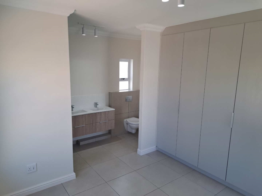 3 Bedroom Property for Sale in Langeberg Ridge Western Cape